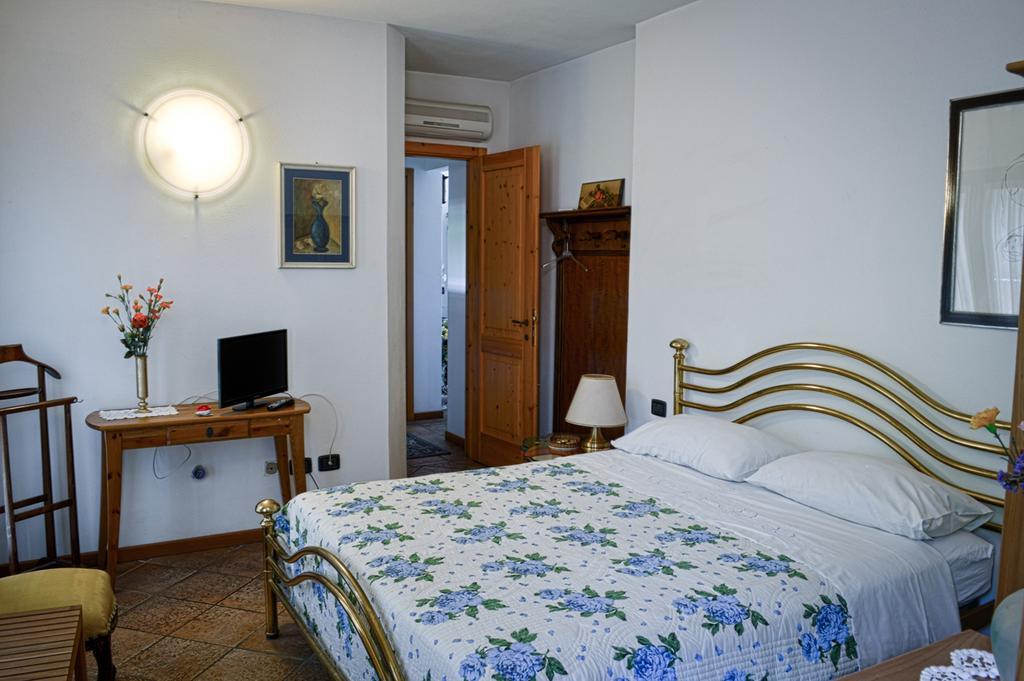Bed & Breakfast Il Giardino Baricella Luaran gambar